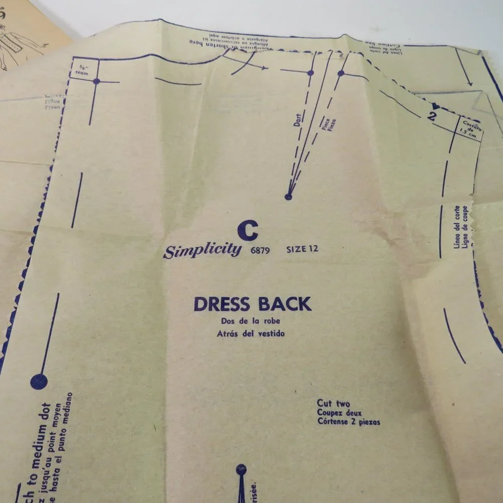 Simplicity 6879 sewing pattern size 12 EASY Dress